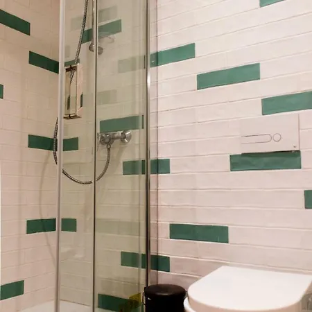 Like By Madrabica Lissabon