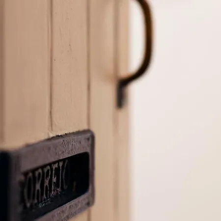 Like By Madrabica Lissabon